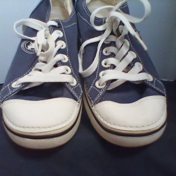 COPY - Crocs - Picture 4 of 4